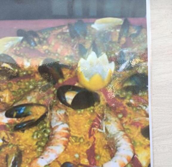 호텔 Hôtel Restaurant Le Delta