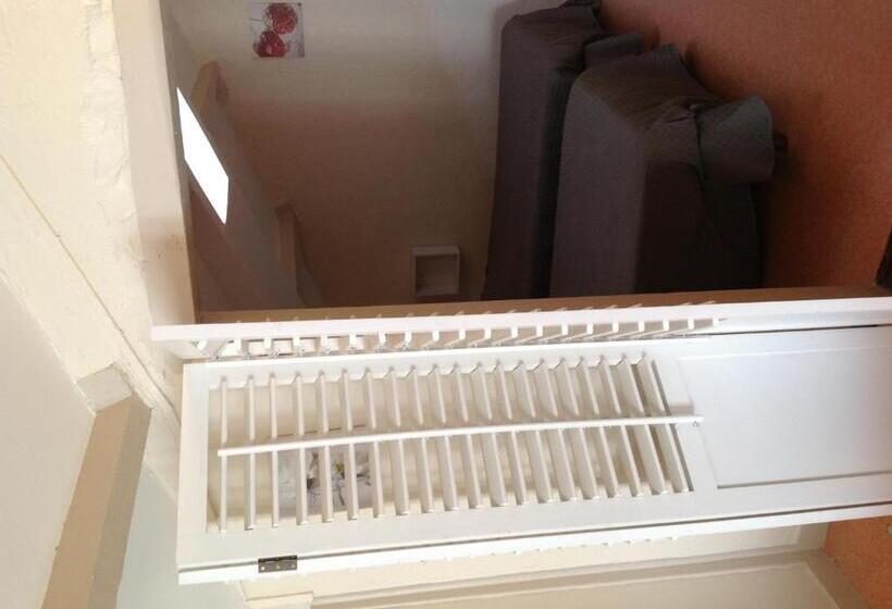 酒店 Hôtel Restaurant Les Oliviers