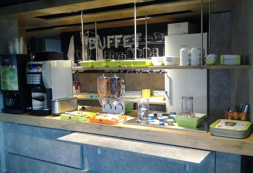 فندق Ibis Budget Givet