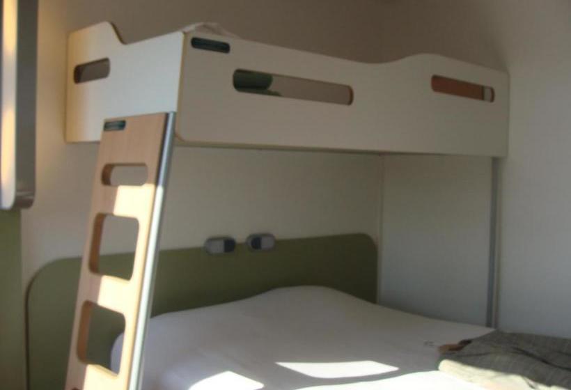 Отель Ibis Budget Thiers