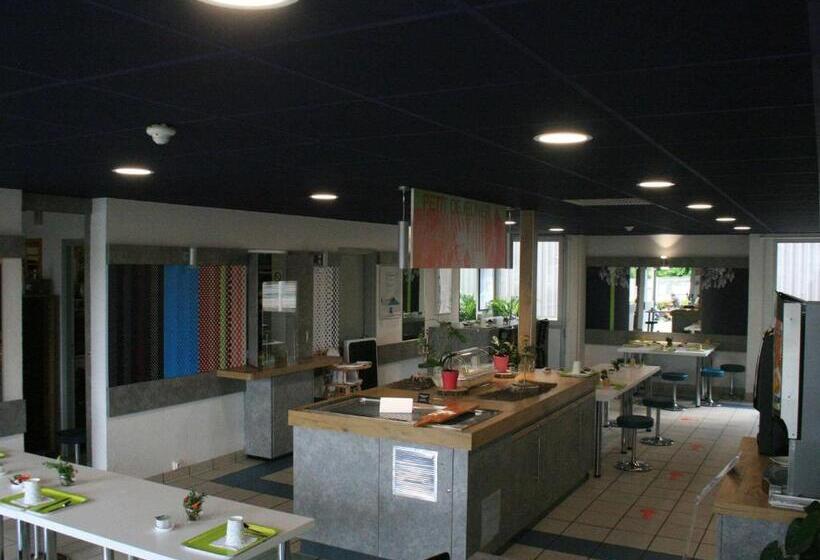 ホテル Ibis Budget Thiers