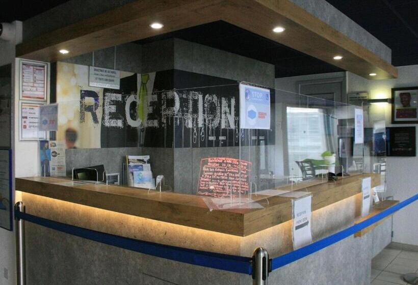 Отель Ibis Budget Thiers