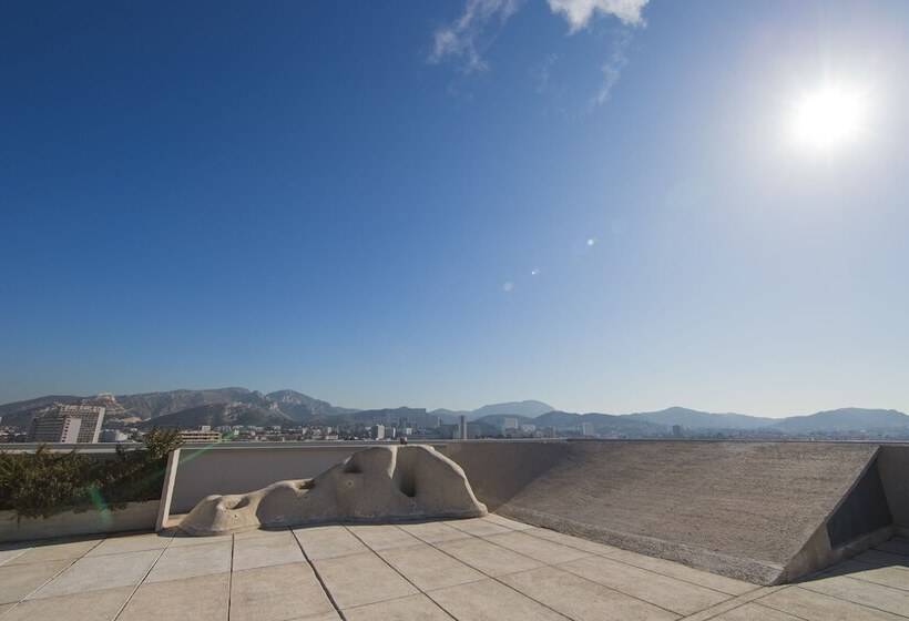 فندق Le Corbusier