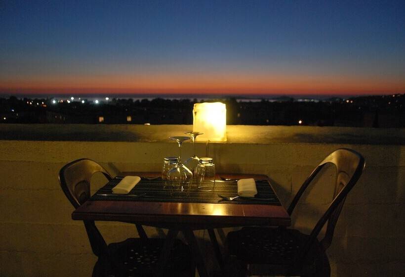 فندق Le Corbusier