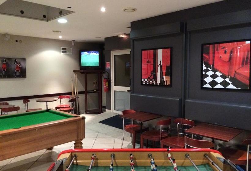 בית מלון כפרי Le Derby