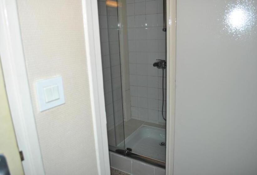 Отель Le Logis Charmant