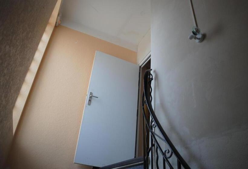 Отель Le Logis Charmant