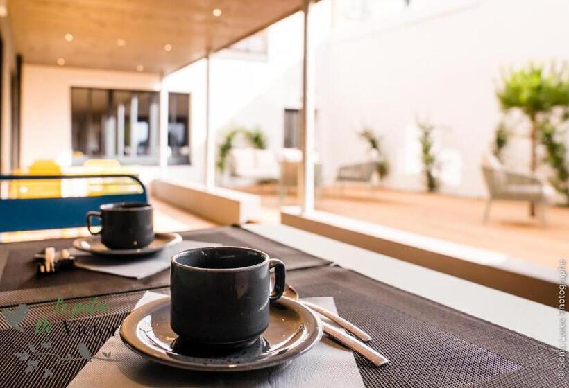 فندق Hôtel Le Patio De Victor, Lorient