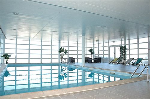 Отель Les Adrets De Peyragudes