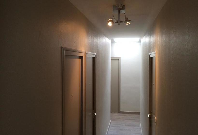 فندق Les Voyageurs