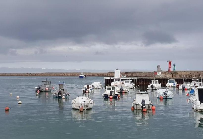 ベッドアンドブレックファースト Hôtel Le 6 3 Home Port En Bessin