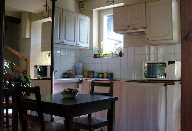 Le Jardin De Cécile Et Benoit   Bed And Breakfast