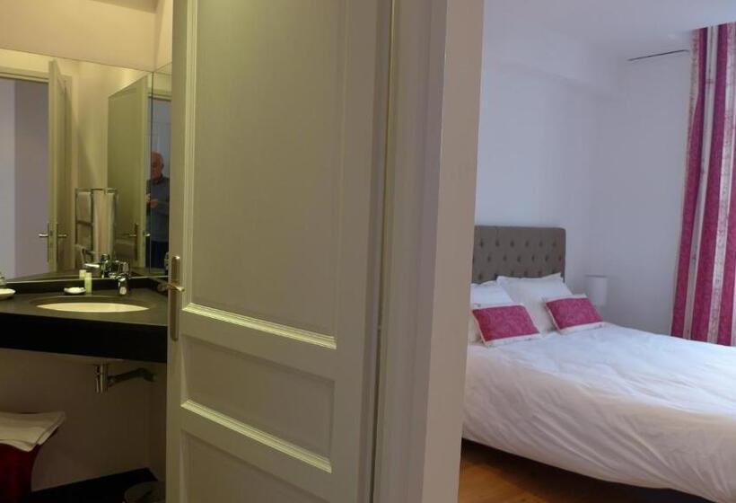 ベッドアンドブレックファースト Les Versaillaises