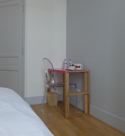 ベッドアンドブレックファースト Les Versaillaises