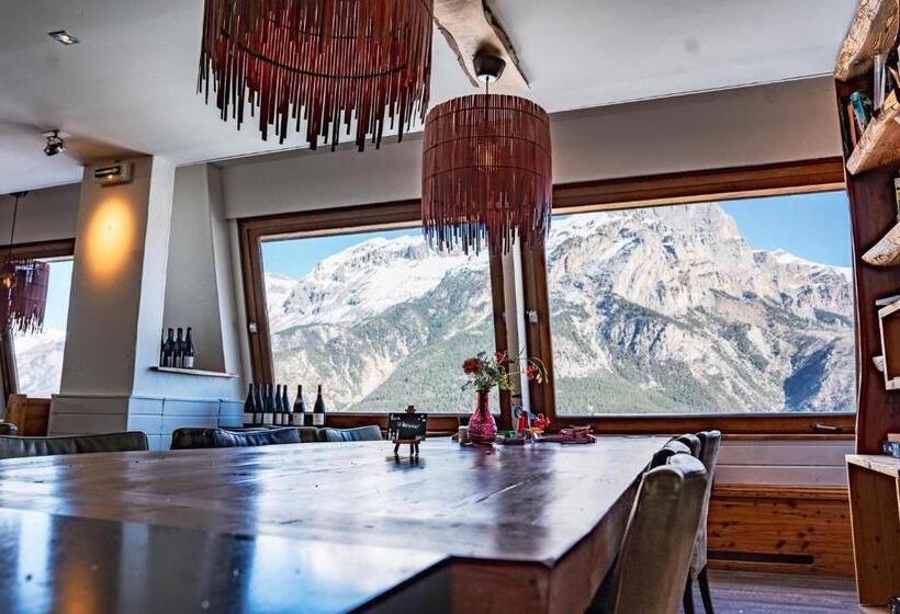 فندق Hôtel Restaurant Saint Roch