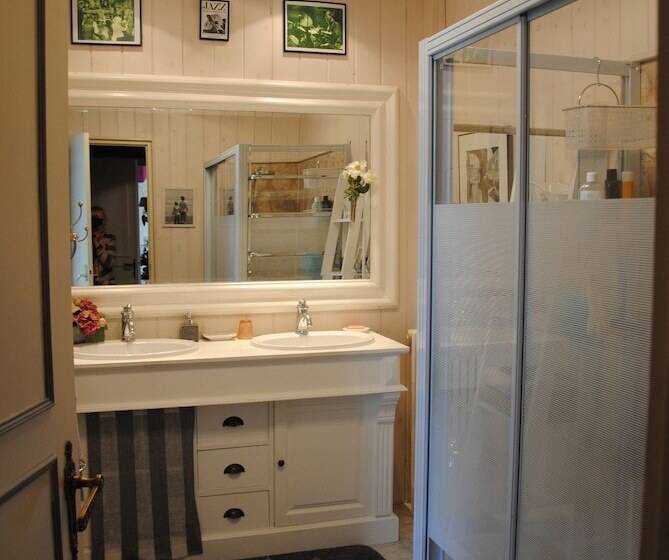 بنسيون Jardin Secret