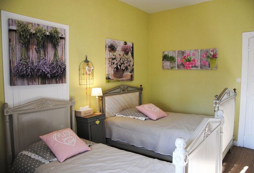 بنسيون Jardin Secret