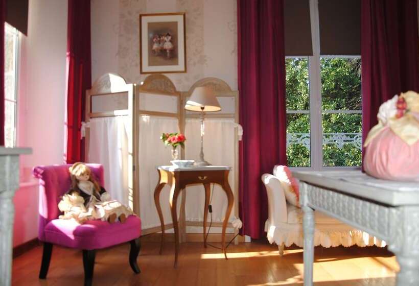 بنسيون Jardin Secret