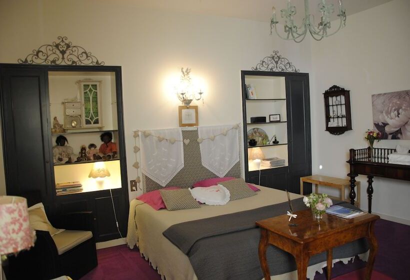 פנסיון Jardin Secret