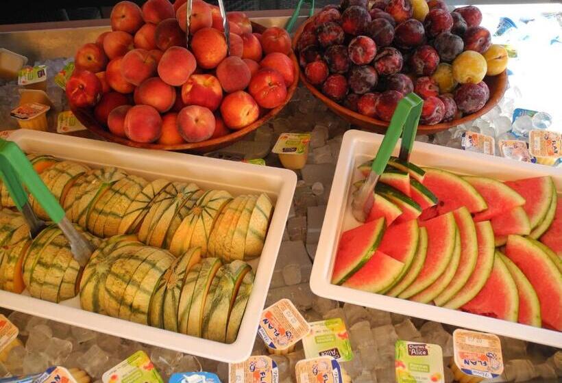 Курорт Club La Font Des Horts