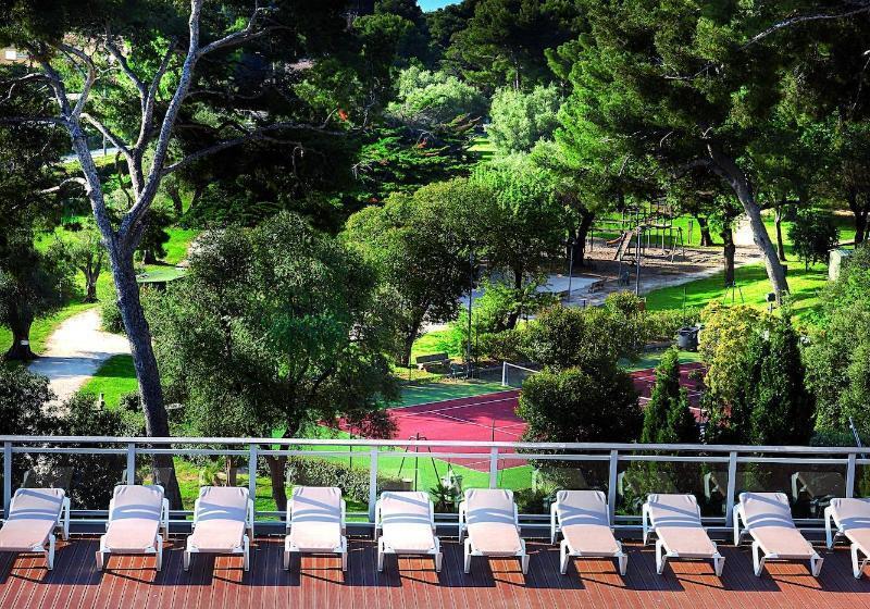 Курорт Club La Font Des Horts