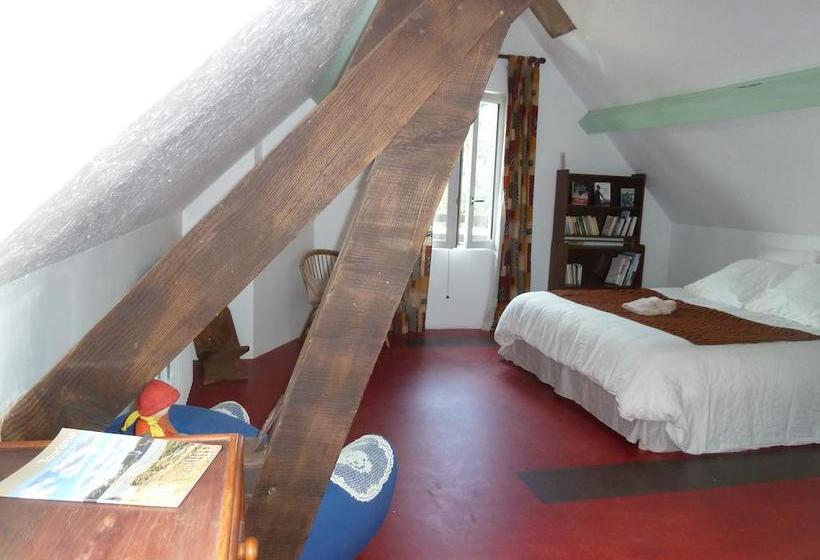 مبيت وإفطار A Livre Ouvert