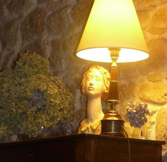住宿加早餐  Aux Délices D Excideuil