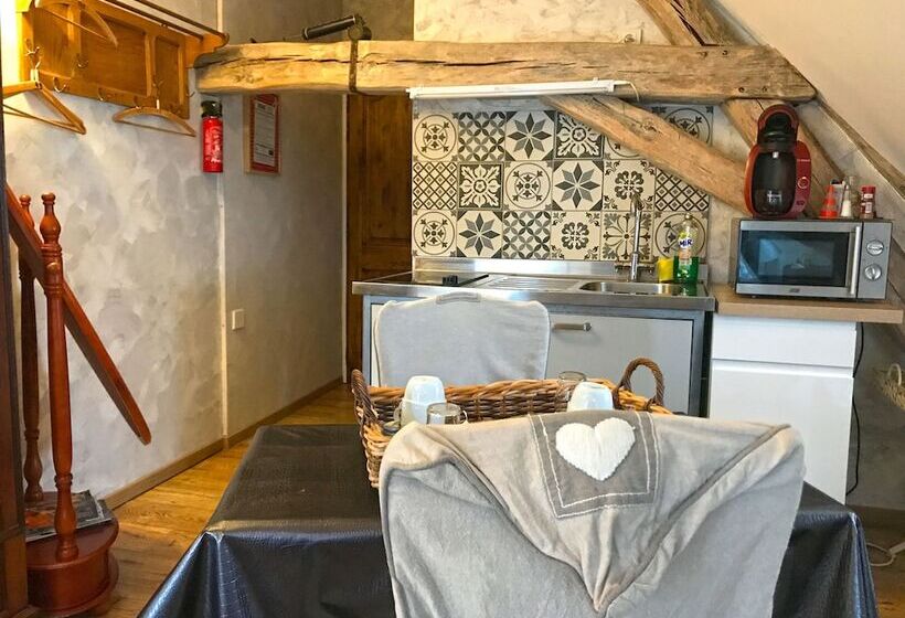 צימר Aux Logis De La Solre