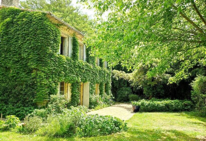مبيت وإفطار Chambre D'hôtes Le Moulin De Moulis