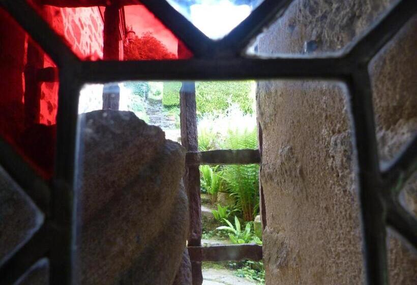 تختخواب و صبحانه Le Logis Du Jerzual