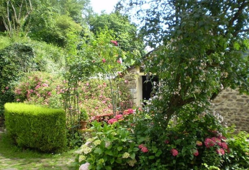 تختخواب و صبحانه Le Logis Du Jerzual