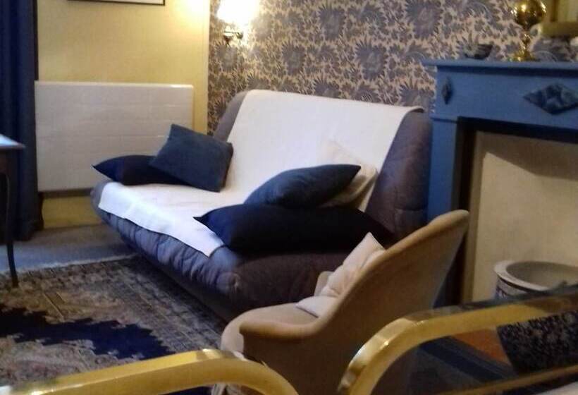 تختخواب و صبحانه Le Logis Du Jerzual