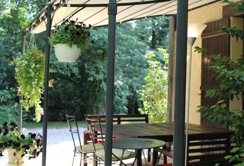 민박 Chambres D Hôtes La Brillève