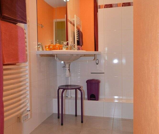 צימר Chambres D Hôtes La Fontaine Garel