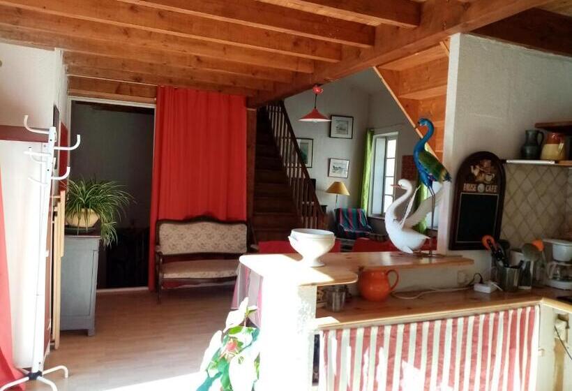 住宿加早餐  La Maison Bleue De Sigean