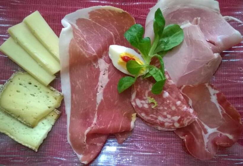 مبيت وإفطار Chambres D Hotes Les Chiens Verts, Jardin, Terrasse, Parking Privé