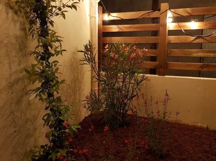 ベッドアンドブレックファースト Auberge D Ici Et D Ailleurs