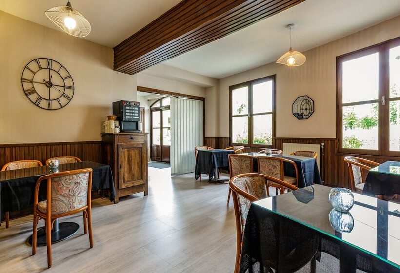 ベッドアンドブレックファースト Auberge D Ici Et D Ailleurs