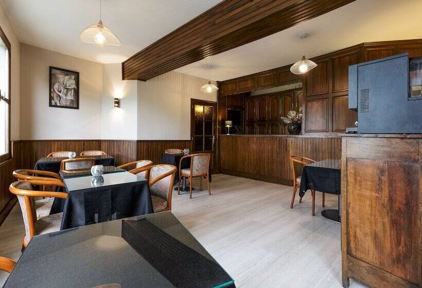 민박 Auberge D Ici Et D Ailleurs