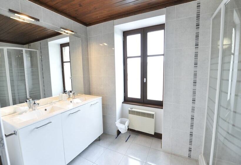 ベッドアンドブレックファースト Auberge D Ici Et D Ailleurs