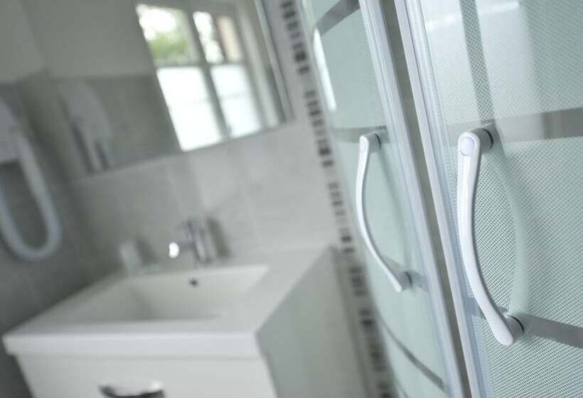 ベッドアンドブレックファースト Auberge D Ici Et D Ailleurs