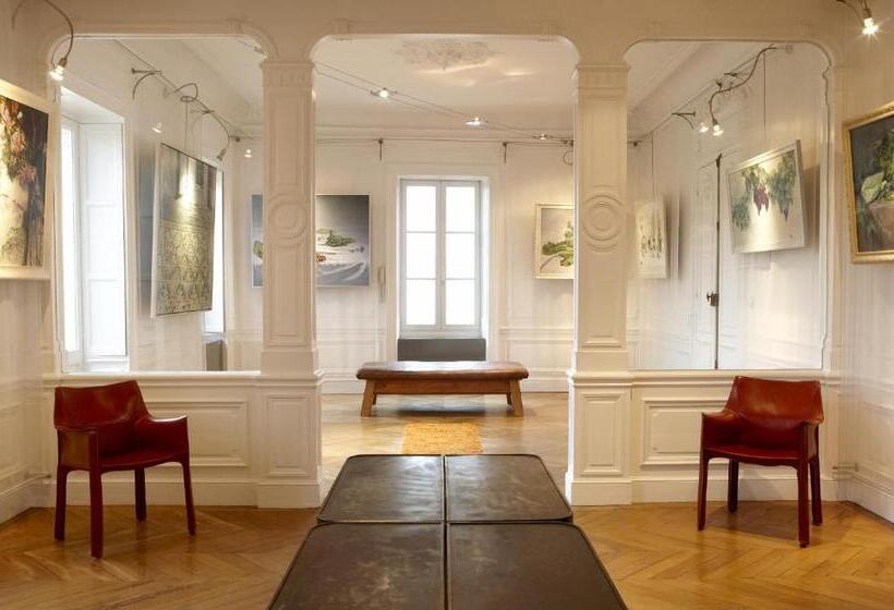 مبيت وإفطار Chateau De Chassagne Montrachet