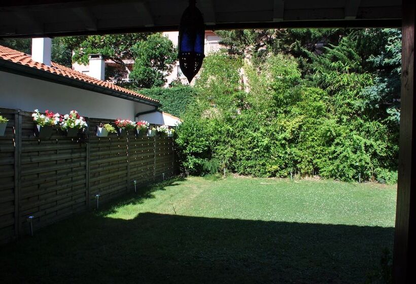 مبيت وإفطار Chez Phil Et Dom