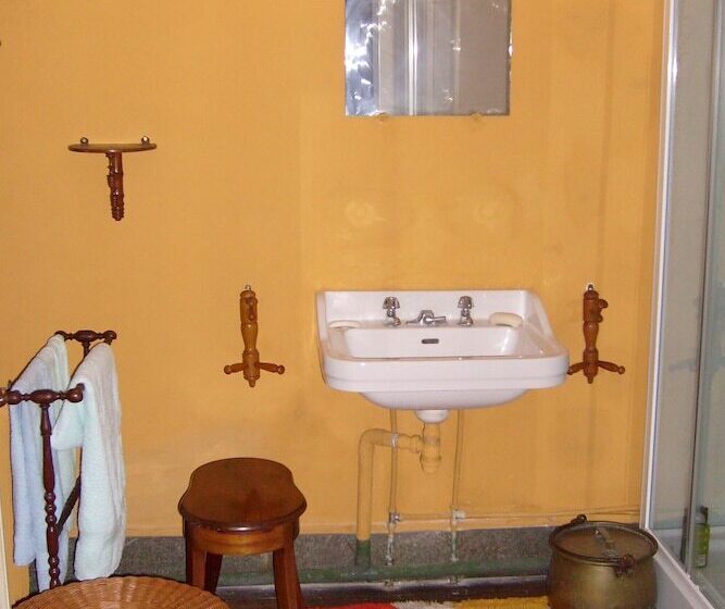 צימר Château De Serrigny