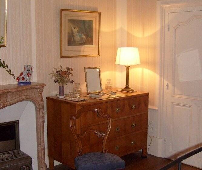 צימר Château De Serrigny