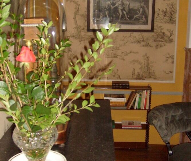 مبيت وإفطار Château De Serrigny