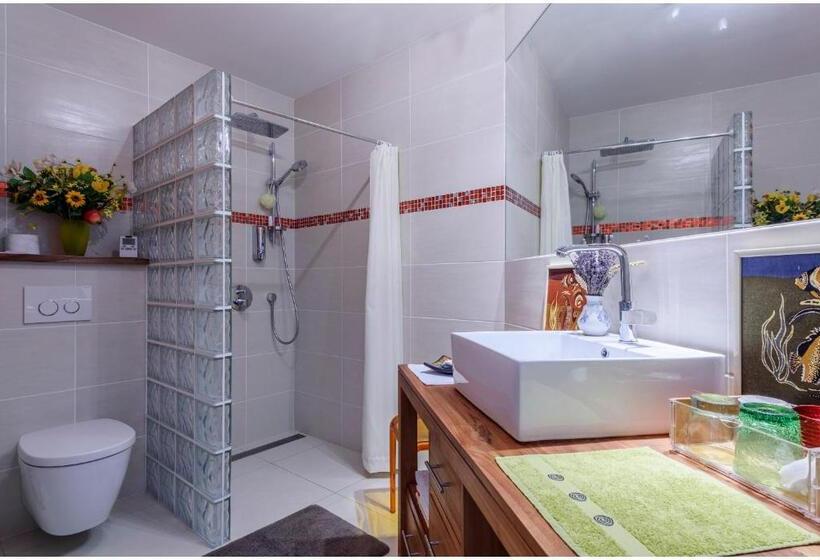 ベッドアンドブレックファースト Château Serigues