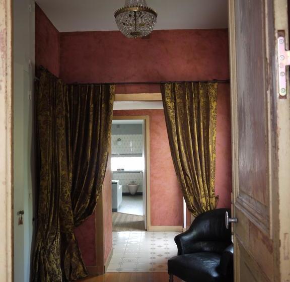 تختخواب و صبحانه Demeure Valeau Du Rivage