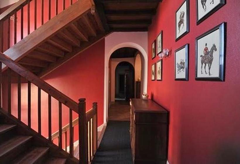 مبيت وإفطار Domaine De Belcayre