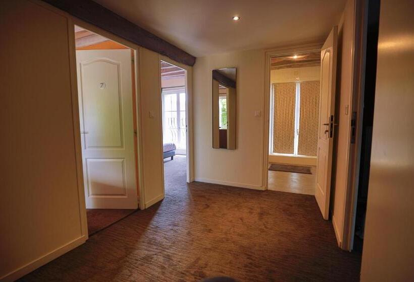 مبيت وإفطار Ferme Du Roy
